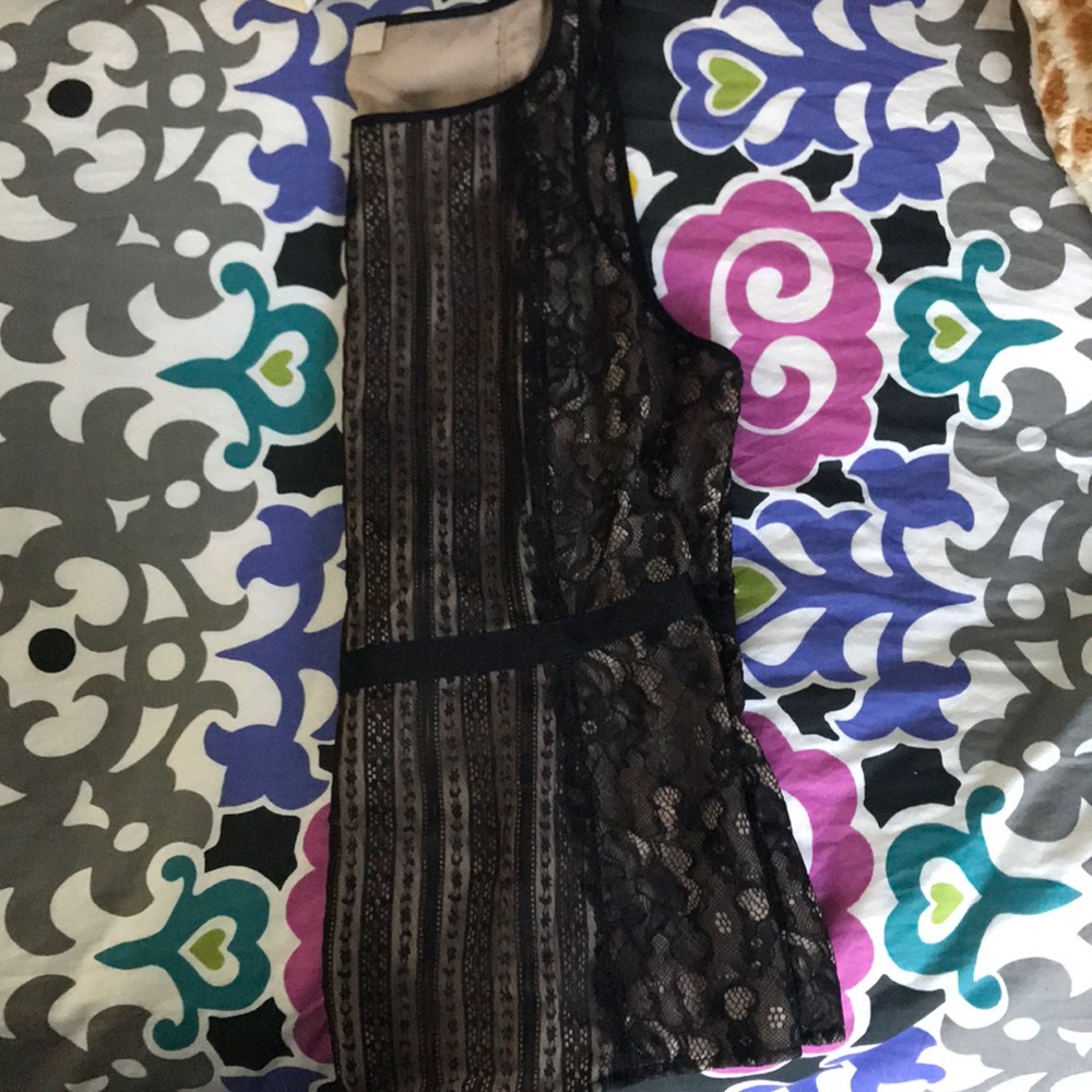 Lace Overlay Peplum Top - Picture 3 of 4